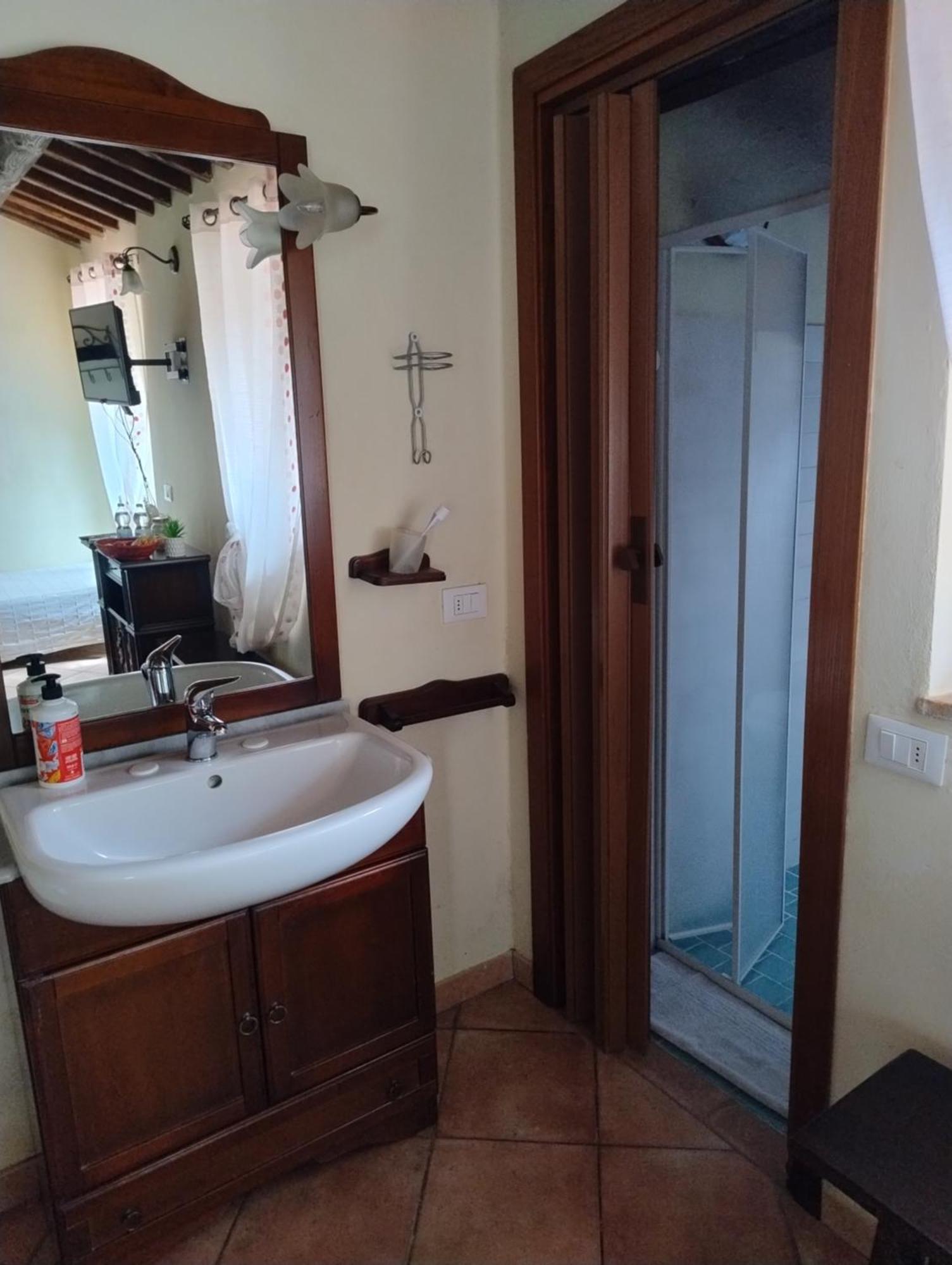 Bed and Breakfast La Strega Ubriaca Colle di Val d'Elsa Exterior foto